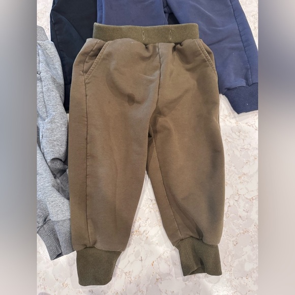 2T - pack of 4 a Kids Jogger Pants Set - Gray, Blue, black, Green - Picture 4 of 8